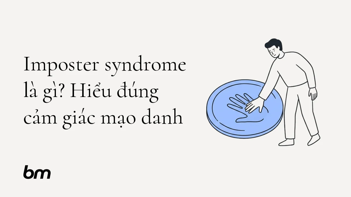 Minh họa cho Imposter syndrome là gì? Hiểu đúng cảm giác mạo danh: Một người dè dặt đặt bàn tay vào dấu tay tương ứng trên một đĩa đất sét, ẩn dụ cho việc nhận ra dấu ấn của mình trong thành quả. Minh họa nét đen tối giản trên nền trung tính, đĩa đất sét màu xanh nhạt làm điểm nhấn duy nhất. Cảnh không có chữ, nhiều khoảng trống.
