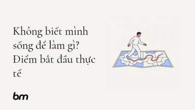 Minh họa cho Không biết mình sống để làm gì? Điểm bắt đầu thực tế: Một người lần theo con đường ngắn qua bản đồ bốn ô, hướng đến một điểm sáng nhỏ: mục đích sống được khám phá từng bước, không phải tìm thấy ngay.